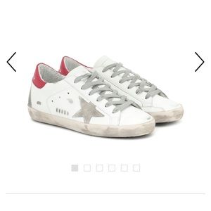 Golden Goose Distressed Superstar Sneakers *super comfy* Great condition Size 6